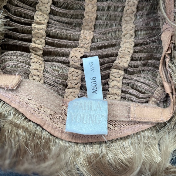 Blonde short wig - Picture 4 of 6